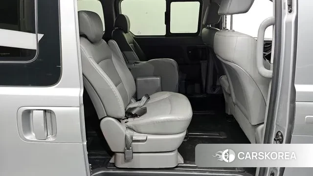 Hyundai The New Grand Starex 2019 Серебряный из Кореи, фото 3