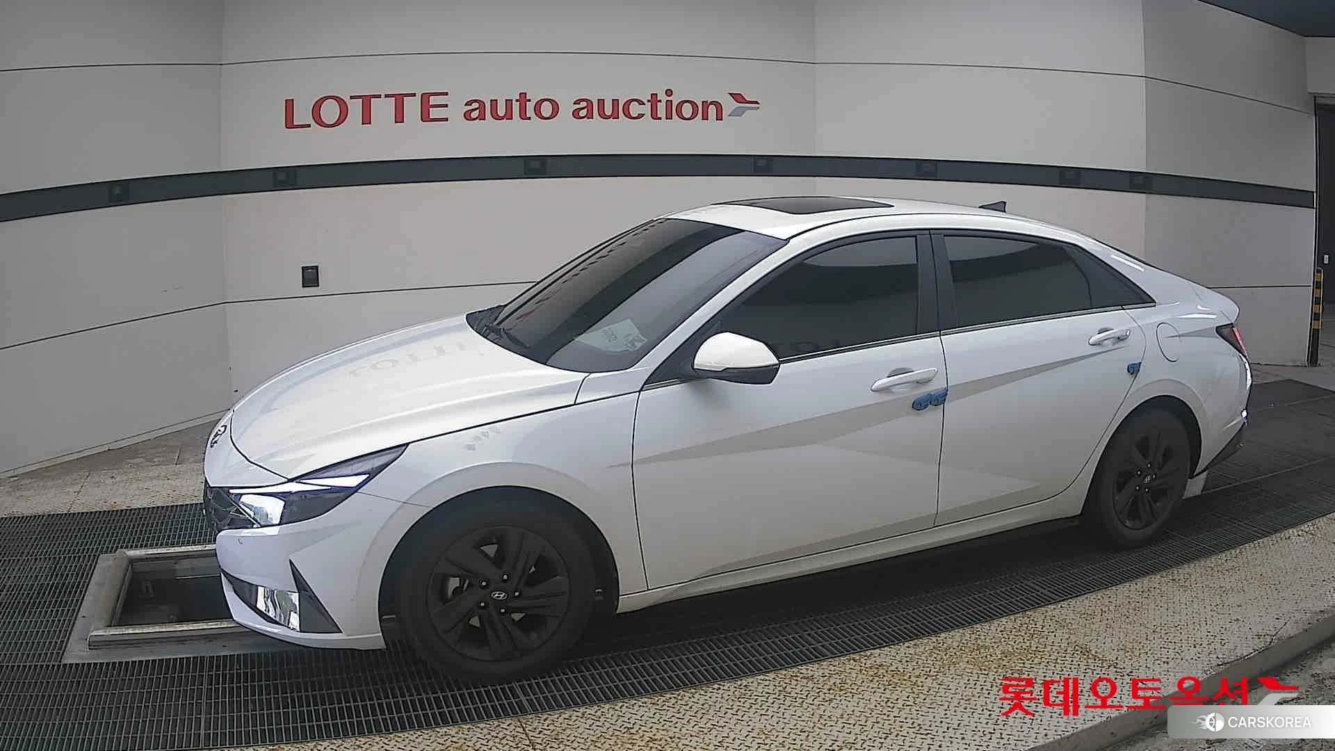 Hyundai Avante 2021 Polar White из Кореи, фото 3