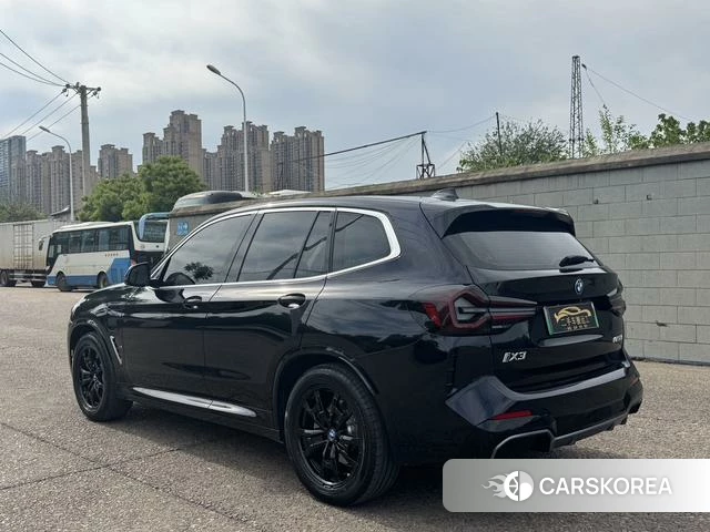 BMW iX3 2024 Черный из Китая, фото 3