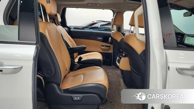 Kia Carnival 4th generation 2022 Белый из Кореи, фото 3