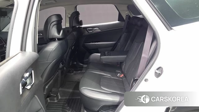 Kia Sportage 5th Generation 2023 Белый из Кореи, фото 3