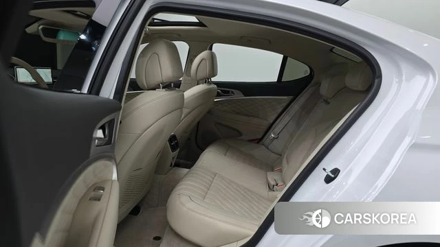 Genesis The New G70 2022 Белый из Кореи, фото 3