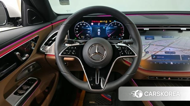 Mercedes-Benz E-Class W214 2024 Белый из Кореи, фото 3