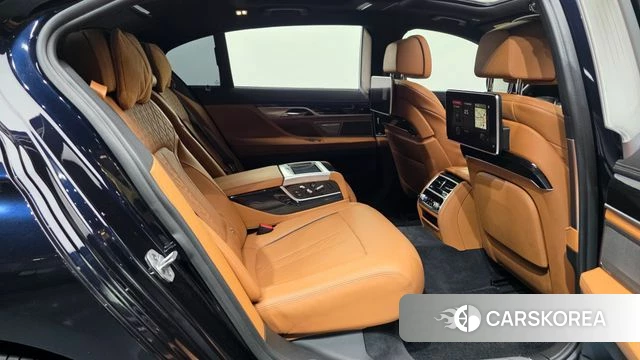 BMW 7 Series (G11) 2018 Черный из Кореи, фото 3