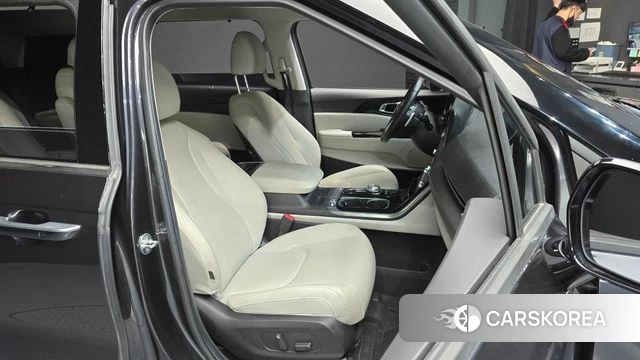 Kia Carnival 4th generation 2021 Черный из Кореи, фото 3