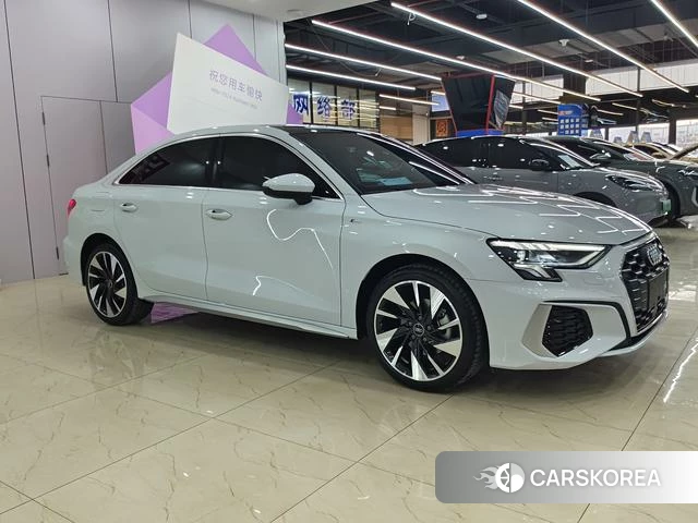 Audi A3 2023 Белый из Китая, фото 3