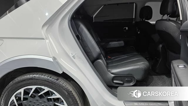 Hyundai Ionic 5 2022 Серебристо-серый из Кореи, фото 3
