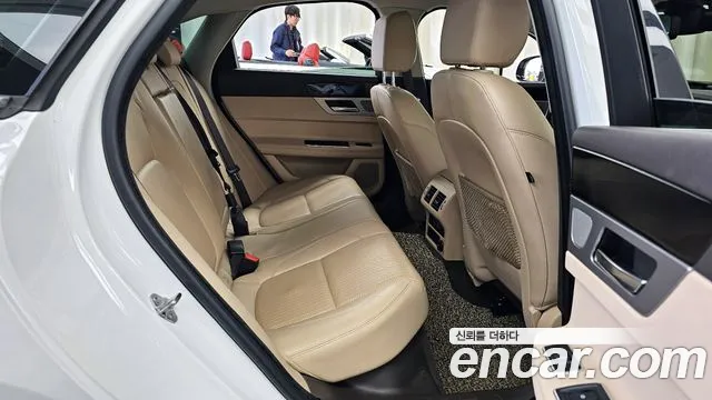 Jaguar XF (X260) id 2700230 из Кореи 3