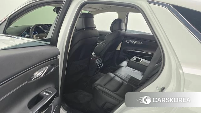 Genesis GV70 2023 Белый из Кореи, фото 3
