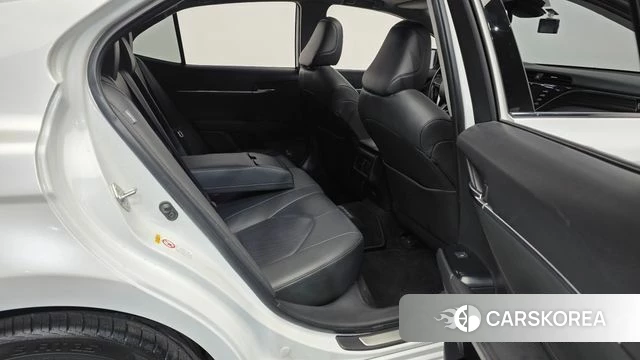 Toyota Camry (XV70) 2018 Белый из Кореи, фото 3