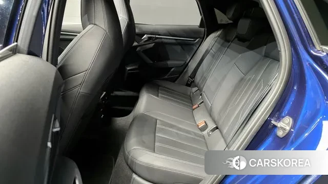 Audi A3 (8Y) 2025 Синий из Кореи, фото 3