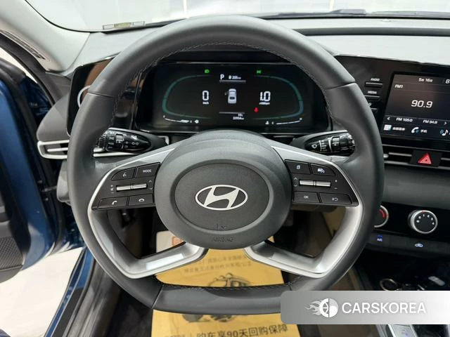 Hyundai Elantra 2024 Синий из Китая, фото 3