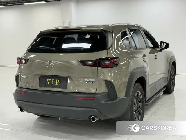 Mazda CX-50 line also 2023 Желтый из Китая, фото 3