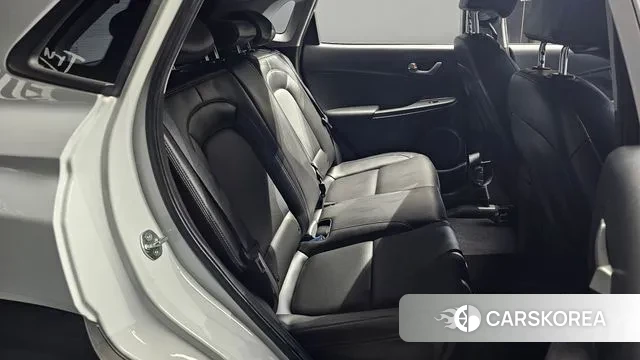 Hyundai Kona 2018 Белый из Кореи, фото 3