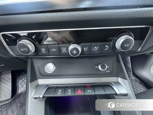 Audi Q3 2023 Белый из Китая, фото 3