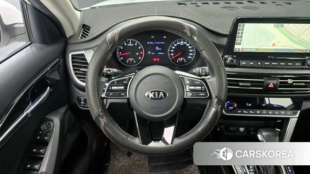 Kia Seltos 2019 Белый из Кореи, фото 3