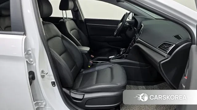 Hyundai Avante AD 2018 Белый из Кореи, фото 3