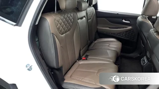 Hyundai The New Santa Fe 2023 Белый из Кореи, фото 3