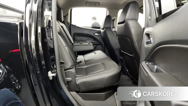 Chevrolet (GM Daewoo) Real New Colorado 2022 Черный из Кореи, фото 3