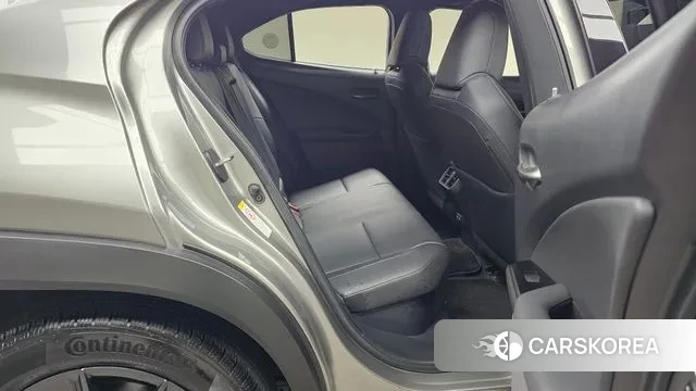 Lexus UX250h 2019 Серый из Кореи, фото 3