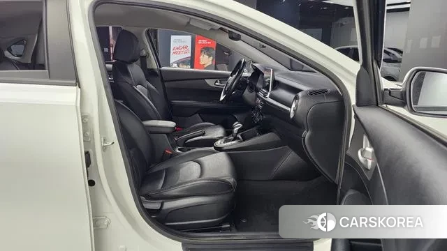 Kia Come New K3 2018 Белый из Кореи, фото 3