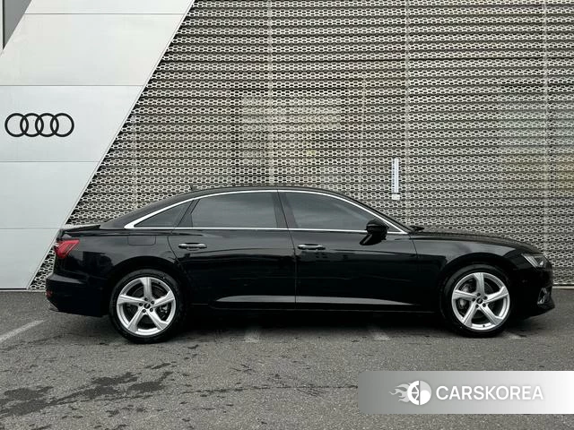 Audi A6L 2023 Черный из Китая, фото 3
