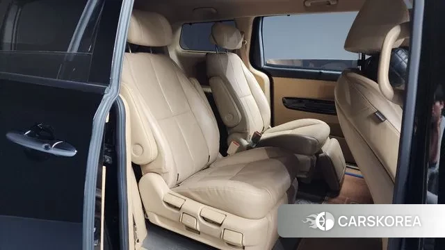 Kia The New Carnival 2018 Черный из Кореи, фото 3