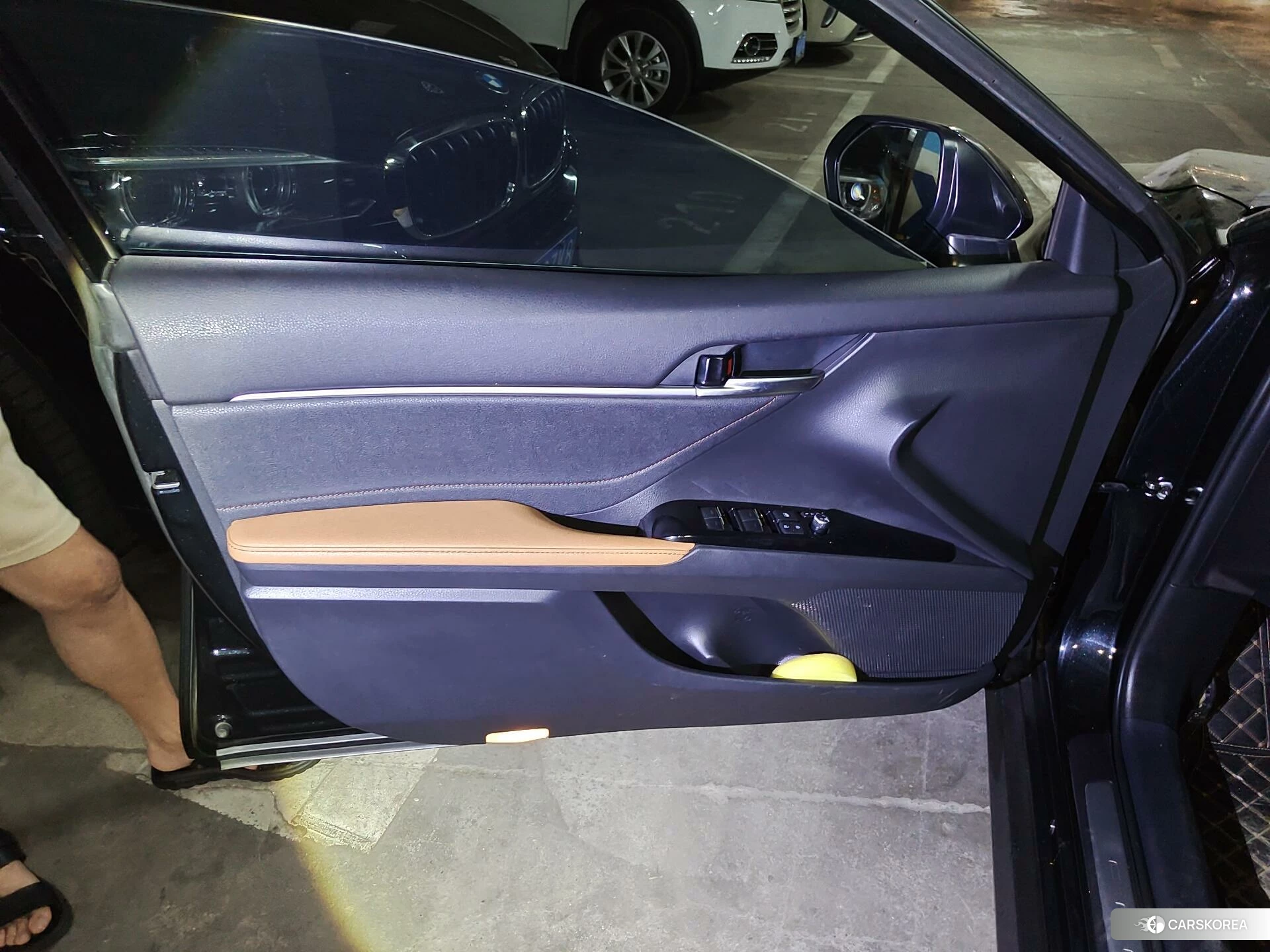 Toyota Camry 2021 Черный из Китая, фото 3