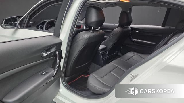 BMW 1 Series (F20) 2018 Белый из Кореи, фото 3