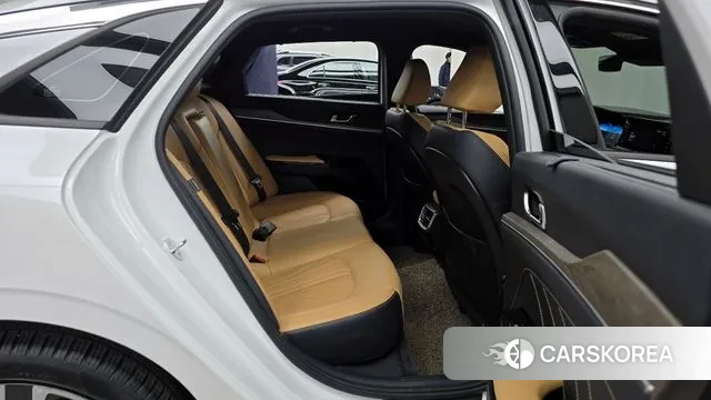 Kia K5 3rd generation 2022 Белый из Кореи, фото 3