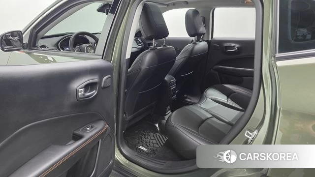 Jeep Compass 2nd Generation 2019 Зеленый из Кореи, фото 3