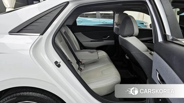 Hyundai Avante (CN7) 2022 Белый из Кореи, фото 3