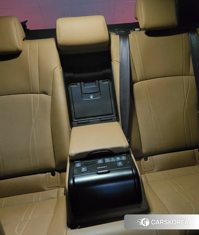 Lexus ES300h 7th generation 2021 Песочный из Кореи, фото 3