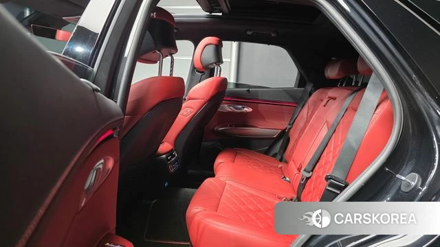 Genesis GV70 2024 Черный из Кореи, фото 3