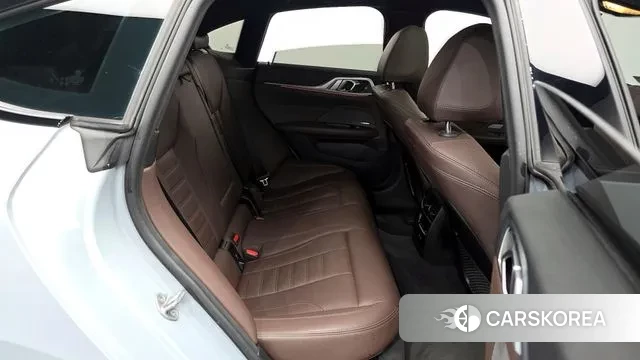 BMW i4 2023 Серый из Кореи, фото 3