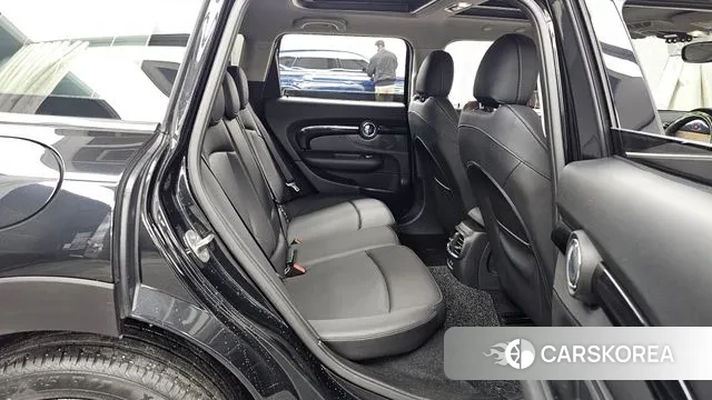 Mini Cooper Clubman 2022 Черный из Кореи, фото 3