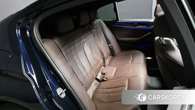 BMW 5 Series (G30) 2022 Черный из Кореи, фото 3