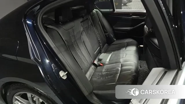 BMW 5 Series (G30) 2020 Черный из Кореи, фото 3