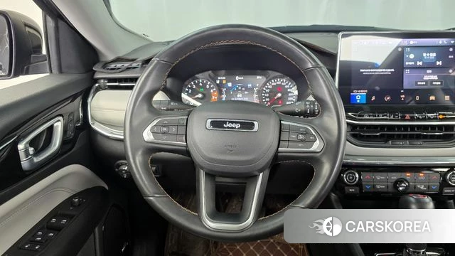 Jeep Compass 2nd Generation 2022 Серый из Кореи, фото 3