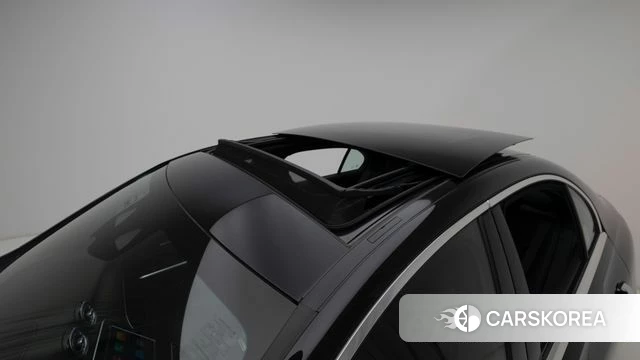 Mercedes-Benz C-Class W206 2025 Черный из Кореи, фото 3
