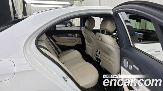 Mercedes-Benz E-Class W213 2020 Белый из Кореи, фото 3