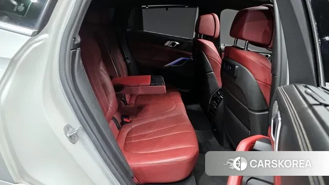 BMW X6 (G06) 2021 Белый из Кореи, фото 3