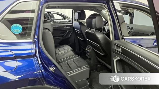 Volkswagen Tiguan second Generation 2018 Синий из Кореи, фото 3