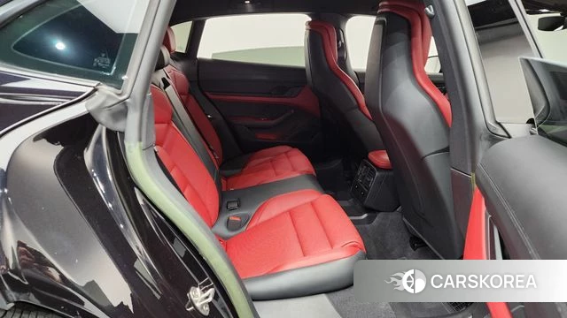 Porsche Taycan 2023 Черный из Кореи, фото 3