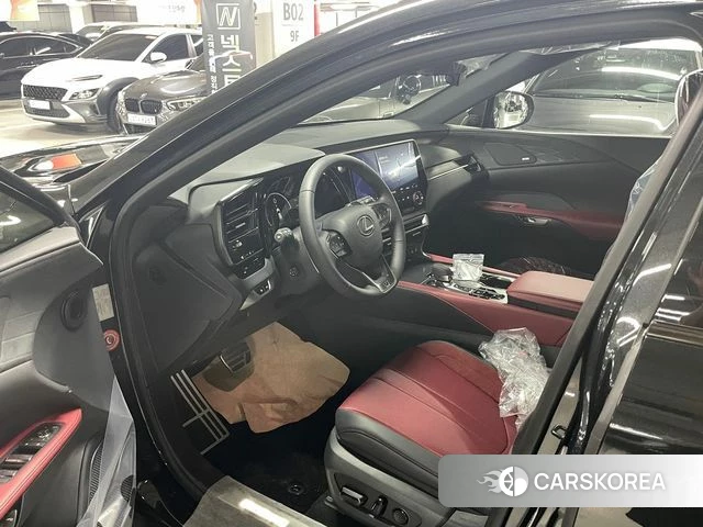 Lexus RX500h 5th generation 2026 Черный из Кореи, фото 3