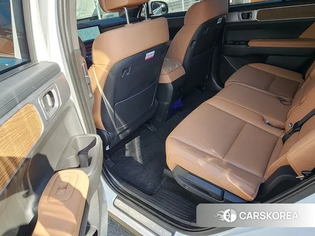 Hyundai Santa Fe (MX5) 2024 Белый из Кореи, фото 3