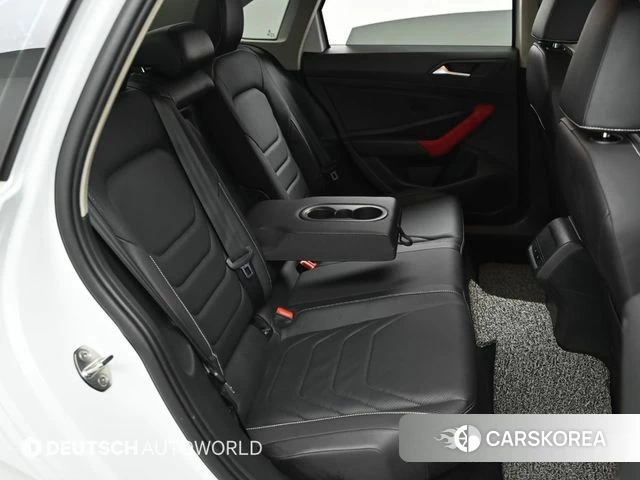 Volkswagen 7th Generation of Jetta 2022 Белый из Кореи, фото 3