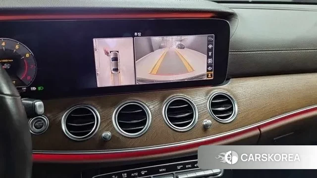 Mercedes-Benz E-Class W213 2019 Черный из Кореи, фото 3