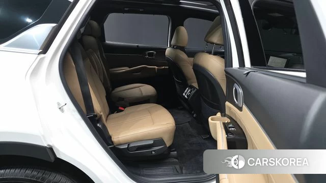 Kia The New Sorento 4th Generation 2023 Белый из Кореи, фото 3