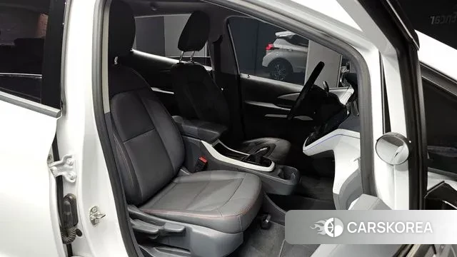 Chevrolet (GM Daewoo) Bolt EV 2018 Белый из Кореи, фото 3
